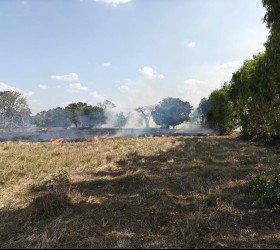 วันที่ 16 มีนาคม 2569 องค์การบริหารส่วนตำบลน้ำคำได้รับแจ้งเหตุไฟไหม้ทางไปบ้านเก่าน้อย